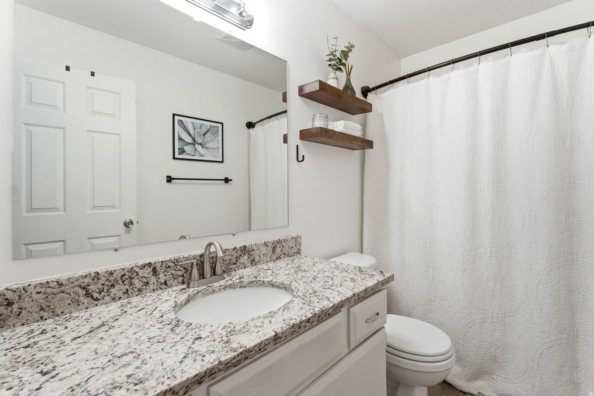 IVY COURT CONDM - Residential
