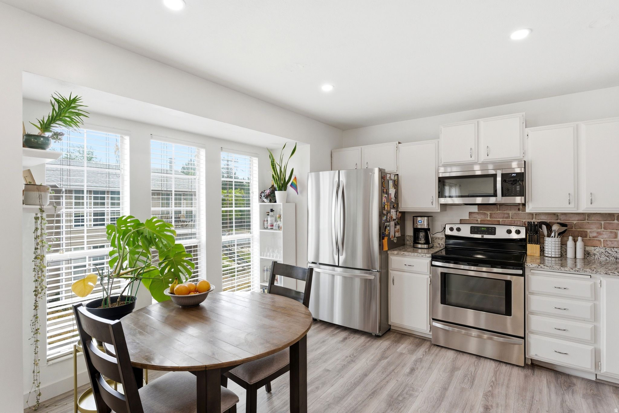 IVY COURT CONDM - Residential