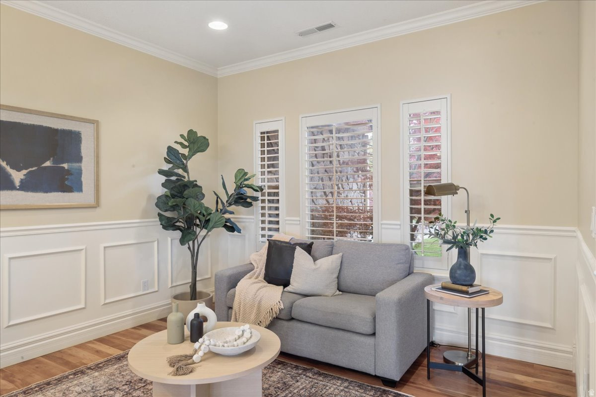 OAK MEADOWS - Residential