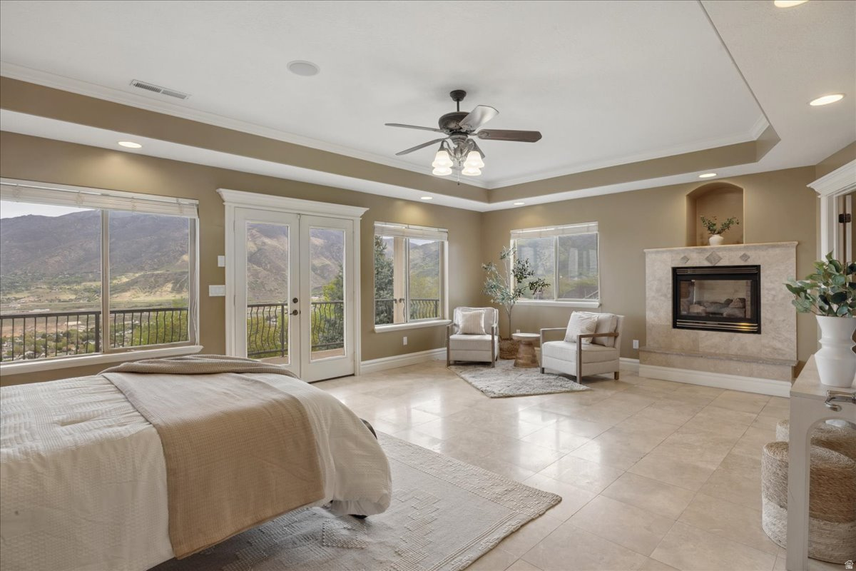 OAK MEADOWS - Residential