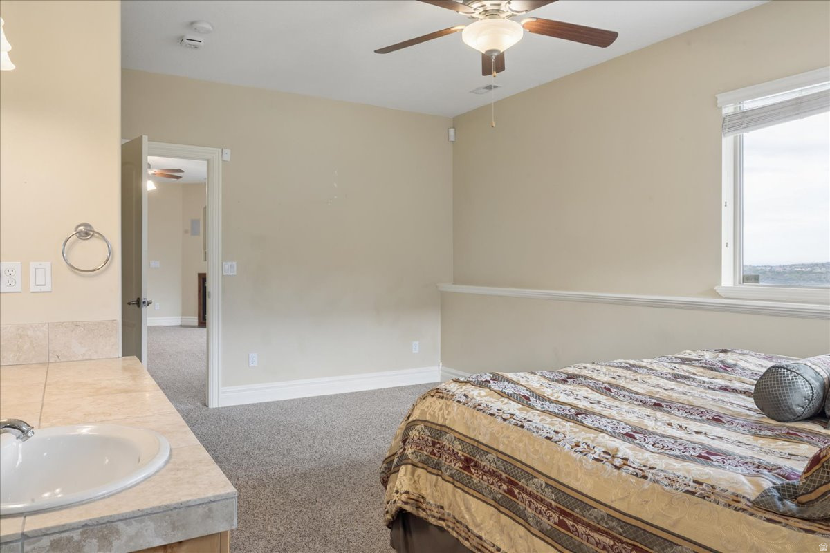 OAK MEADOWS - Residential