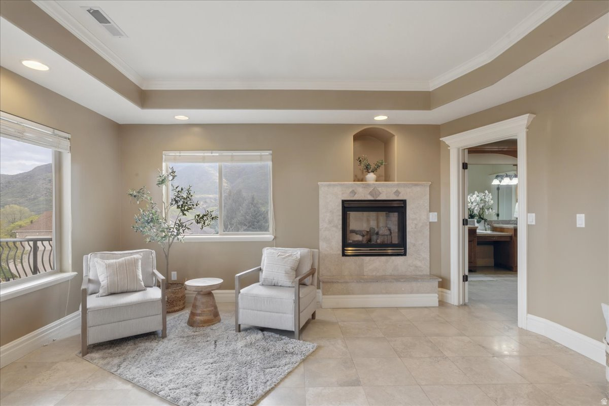 OAK MEADOWS - Residential