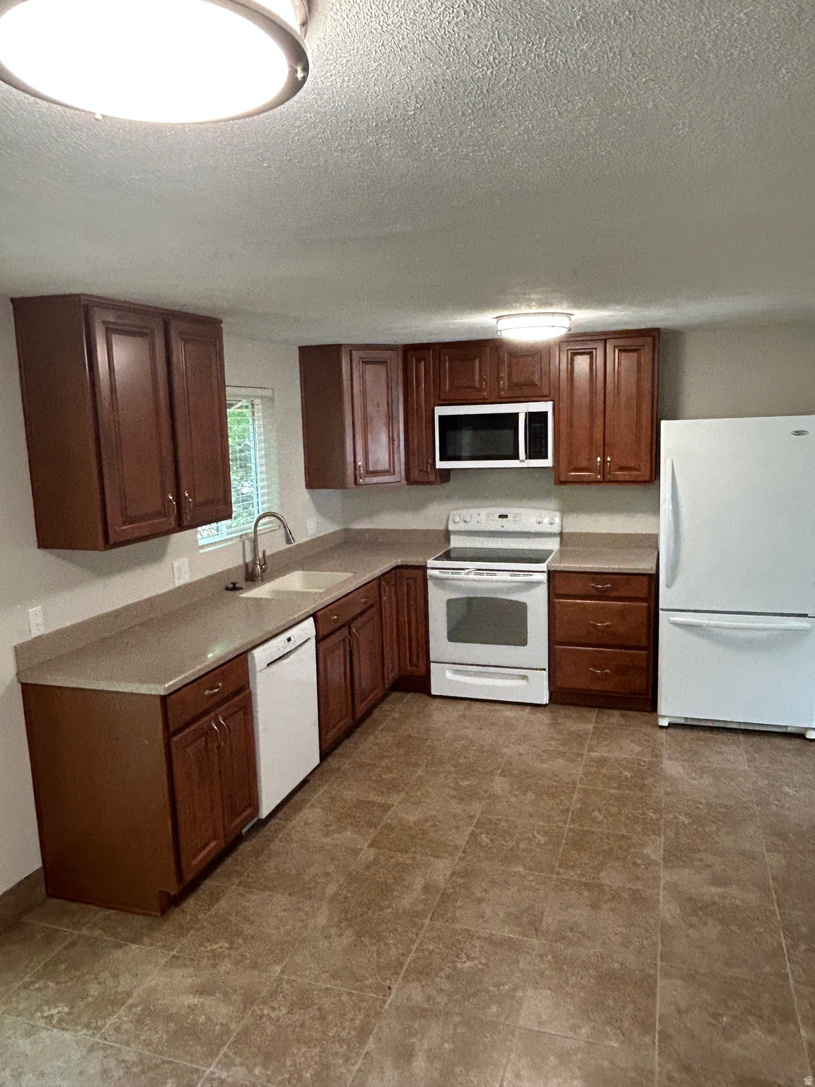COLONY SOUTH - Residential