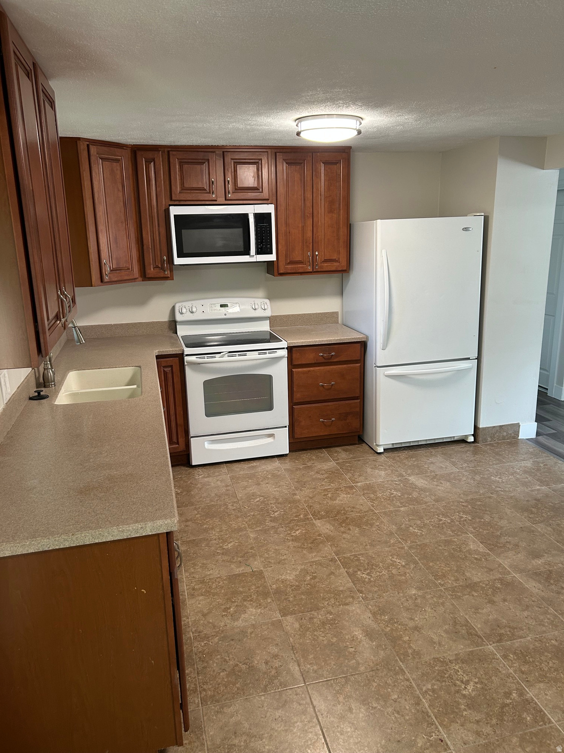 COLONY SOUTH - Residential