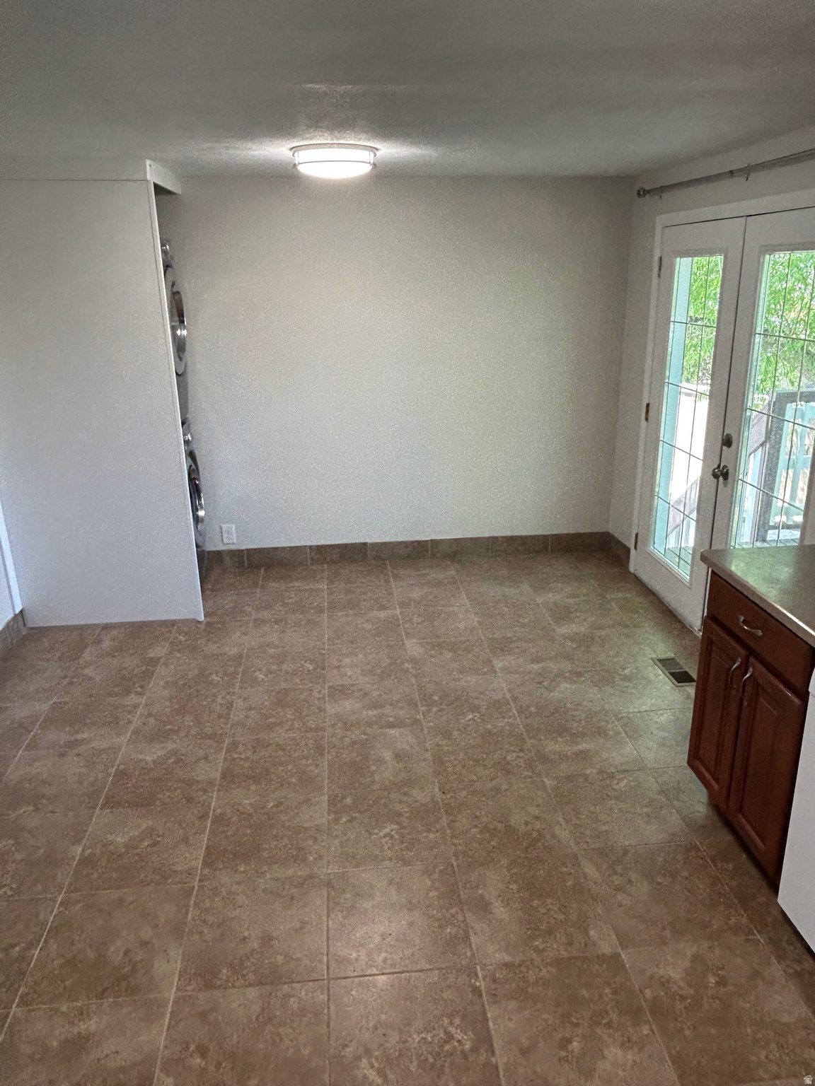COLONY SOUTH - Residential