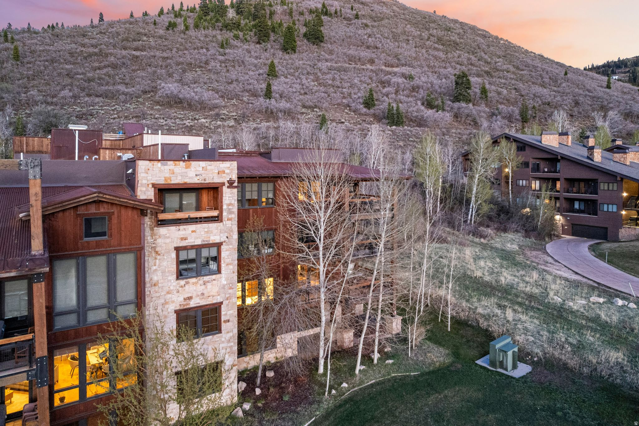 DEER VALLEY PHASE II CONDOMINIUM - Residential