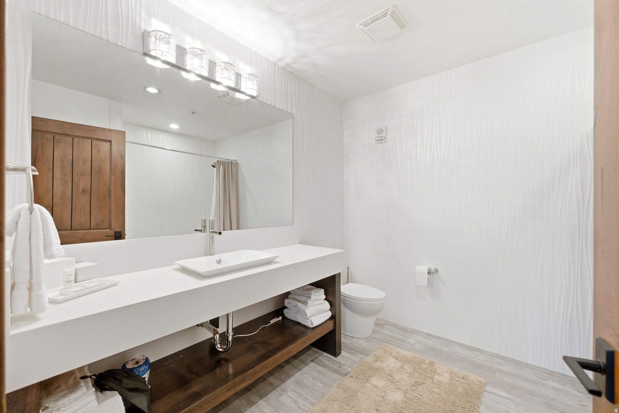 DEER VALLEY PHASE II CONDOMINIUM - Residential