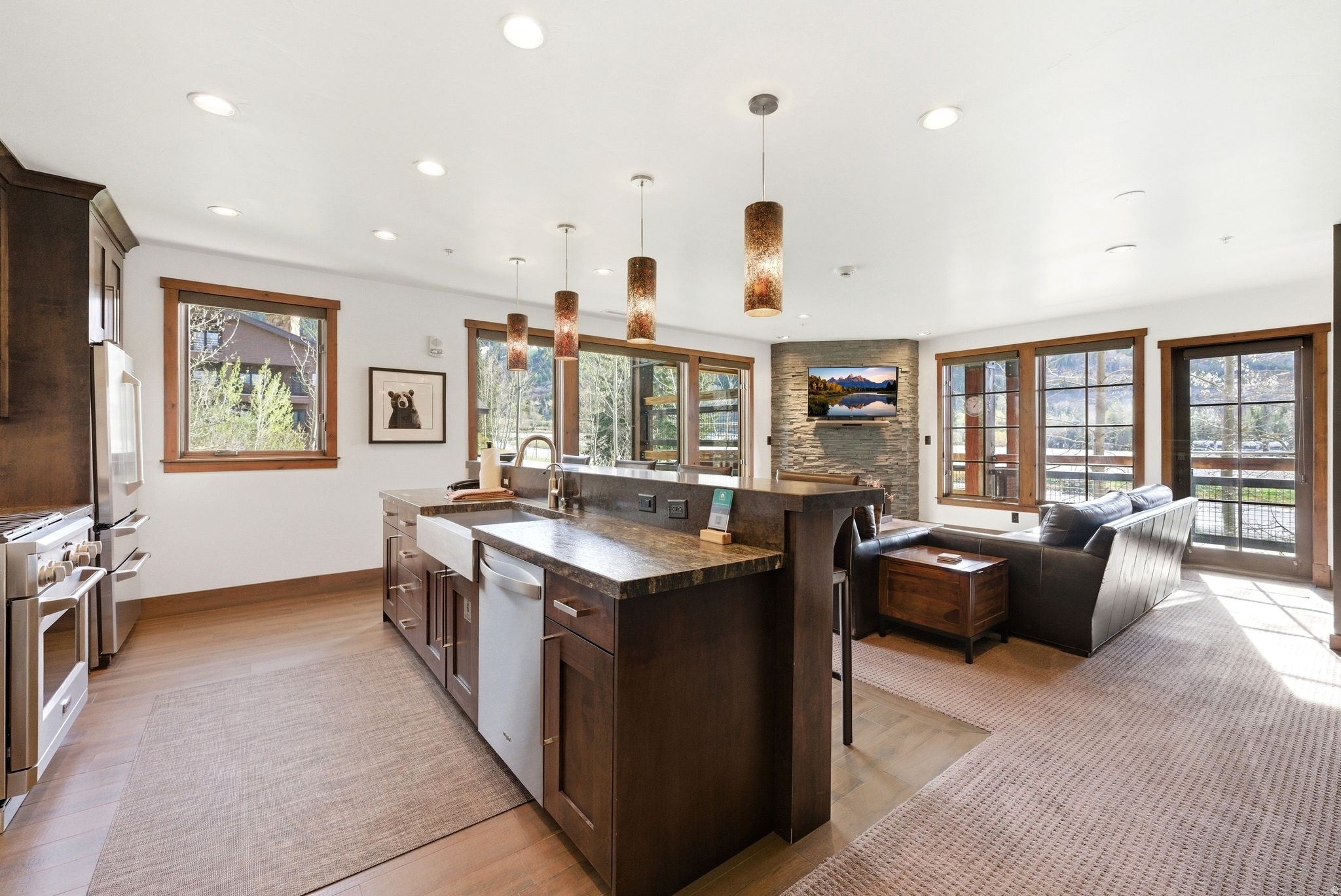 DEER VALLEY PHASE II CONDOMINIUM - Residential