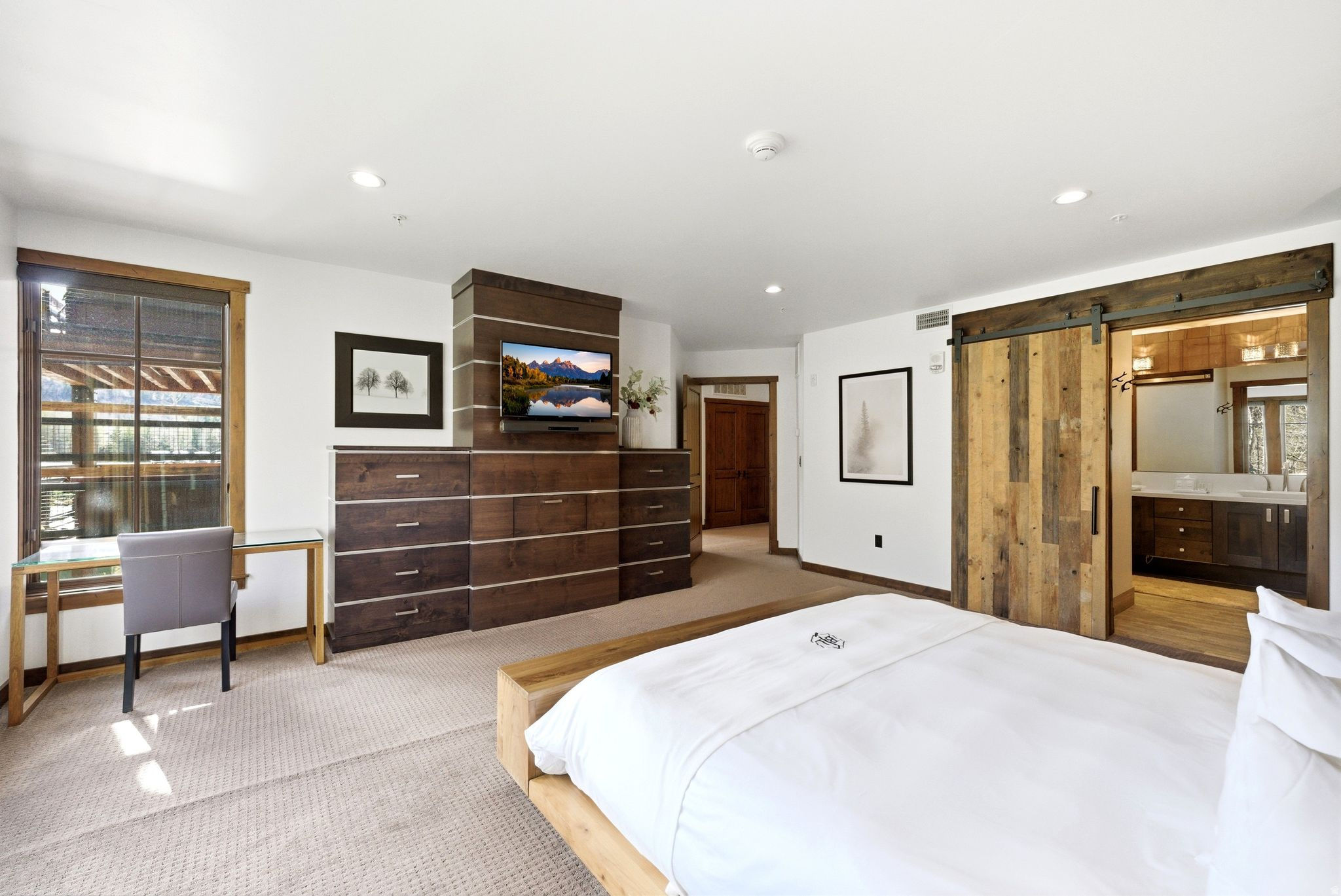 DEER VALLEY PHASE II CONDOMINIUM - Residential