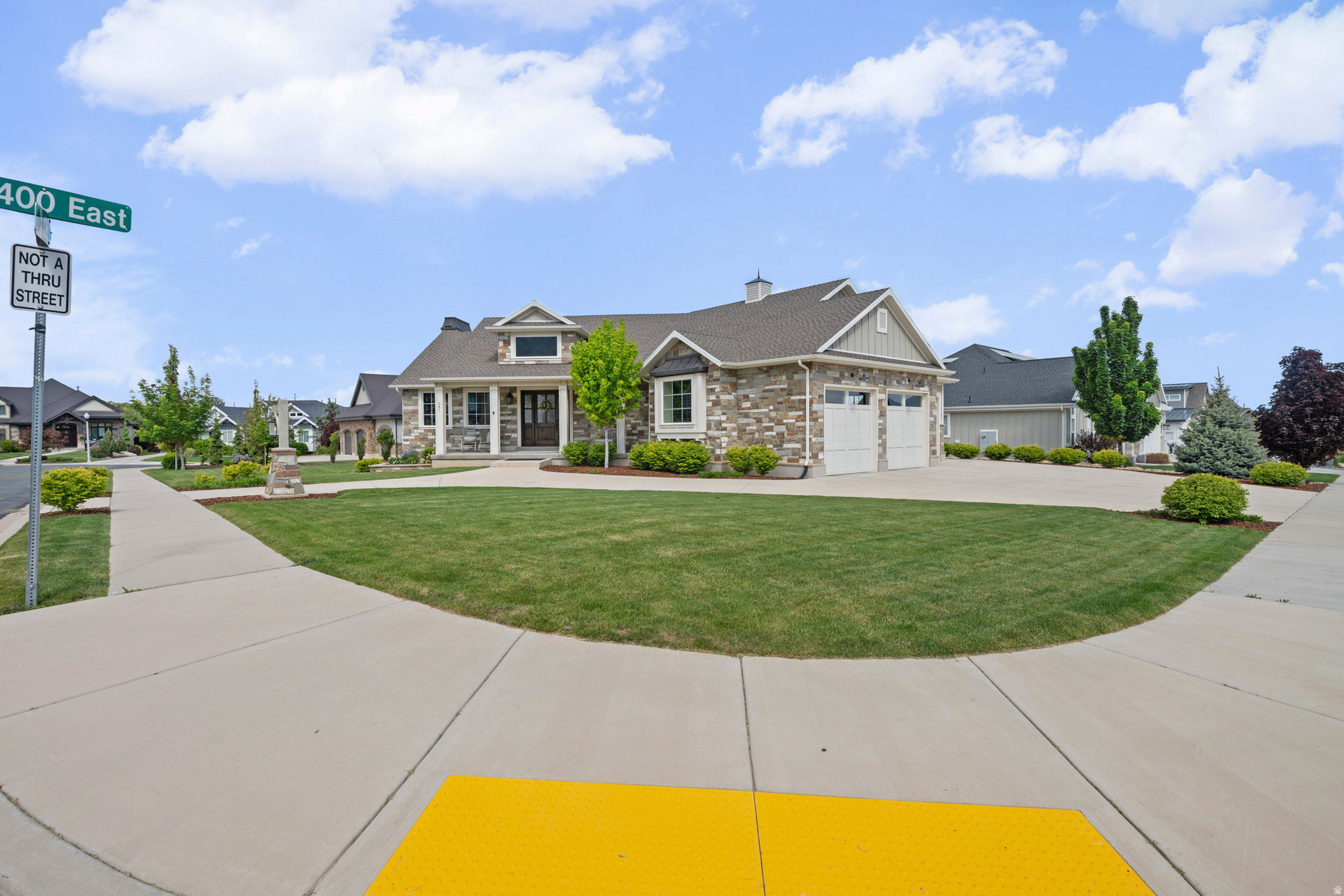 MOUNTAIN VIEW - Residential