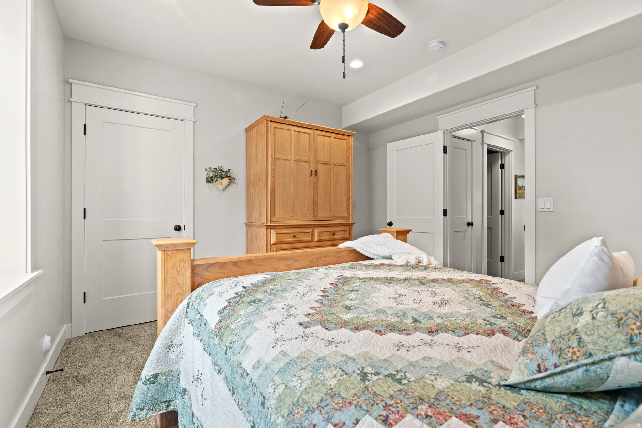 MOUNTAIN VIEW - Residential