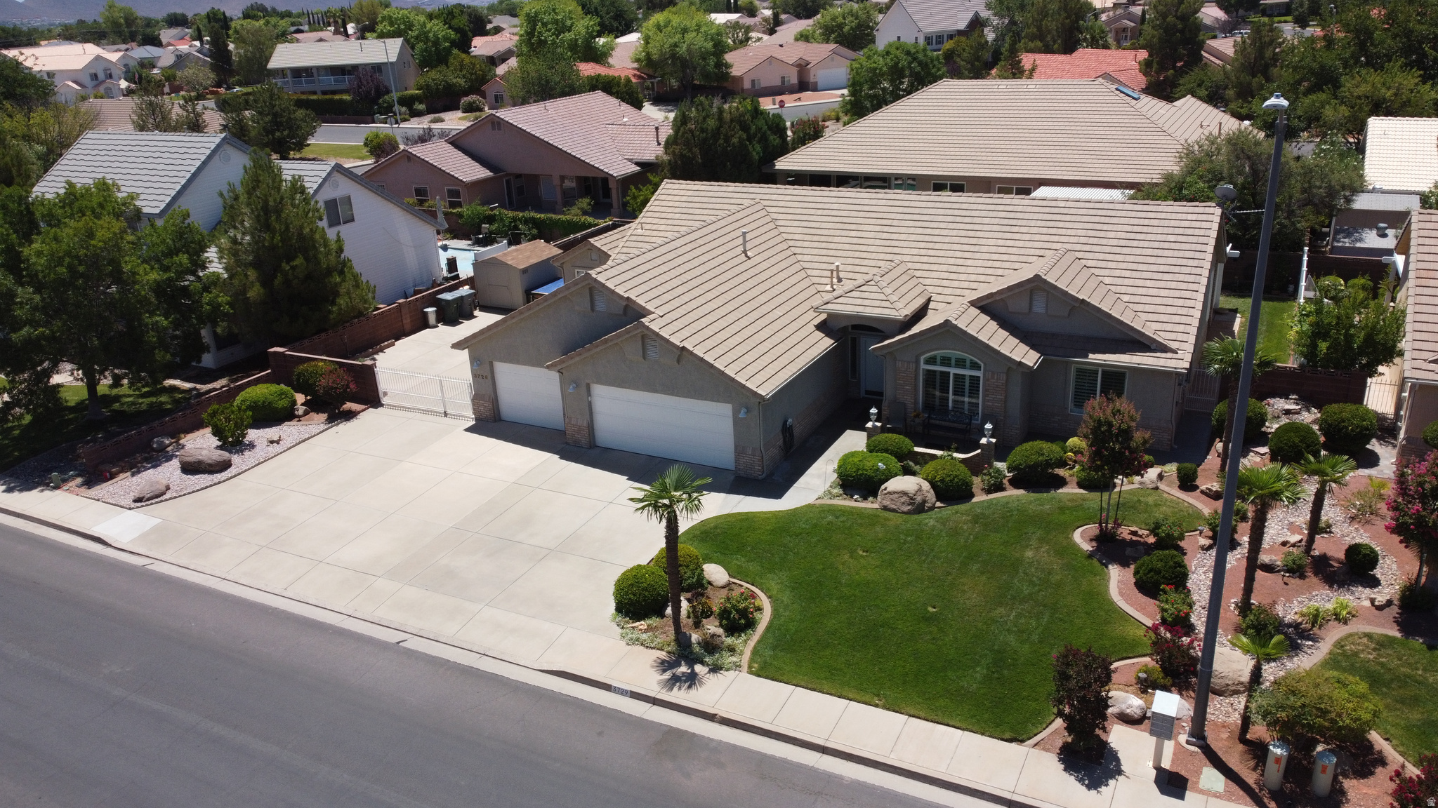 SANTA CLARA HEIGHTS Z - Residential