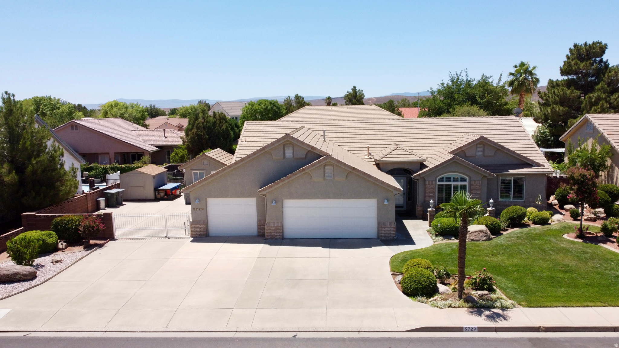 SANTA CLARA HEIGHTS Z - Residential
