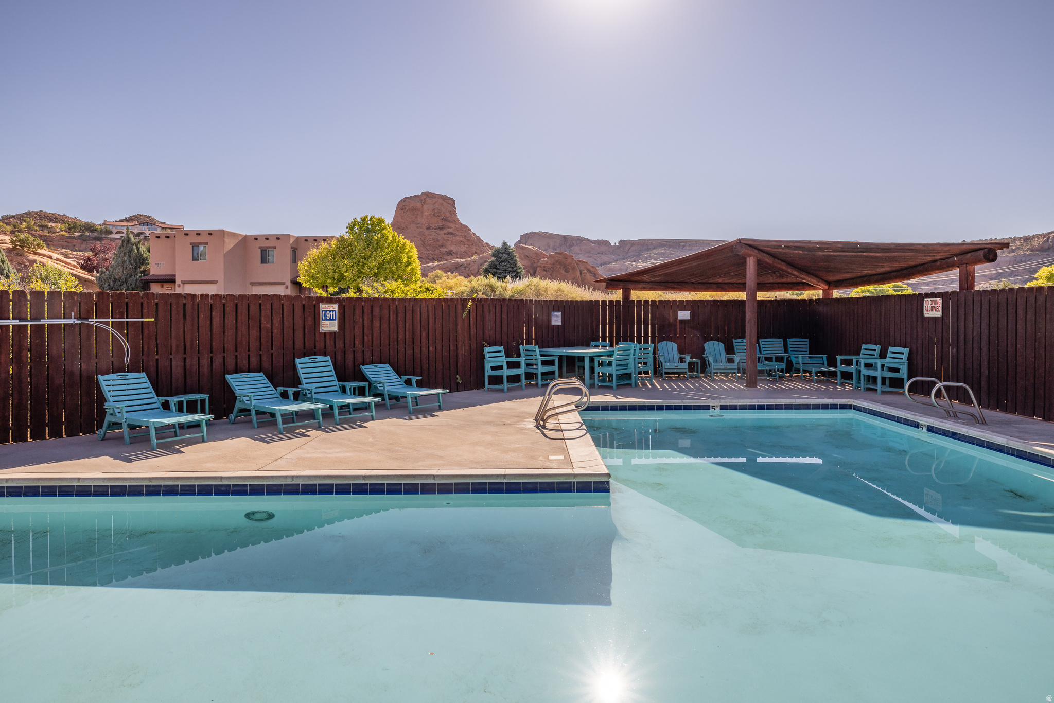 CASTILLO DE LAS ROCAS - Residential