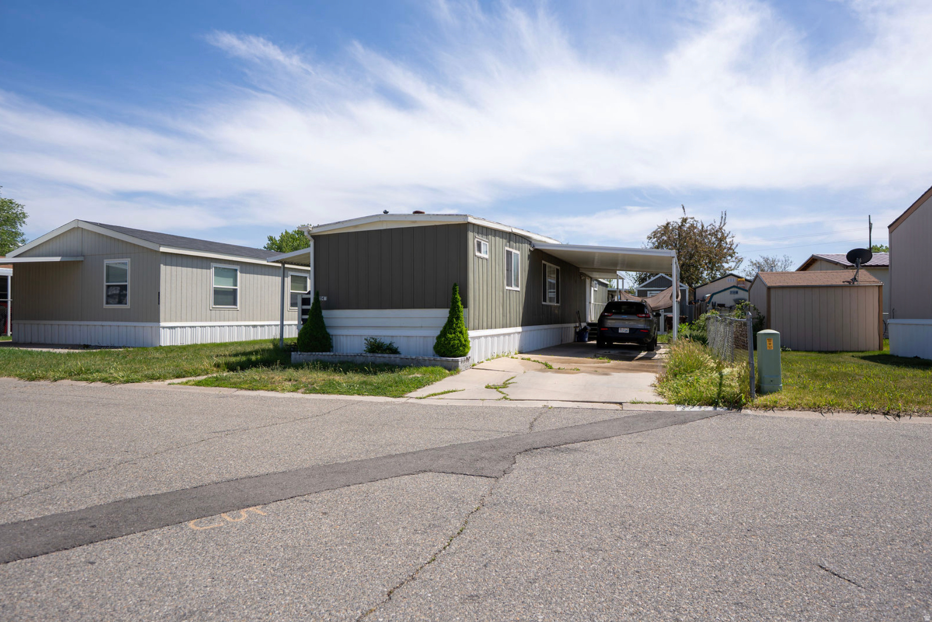 Beautiful mobile home centrally located and in a very spacious single wide mobile home in a nice neighborhood. There is plenty of visitors parking and park amenities. Buyers agent to verify all information