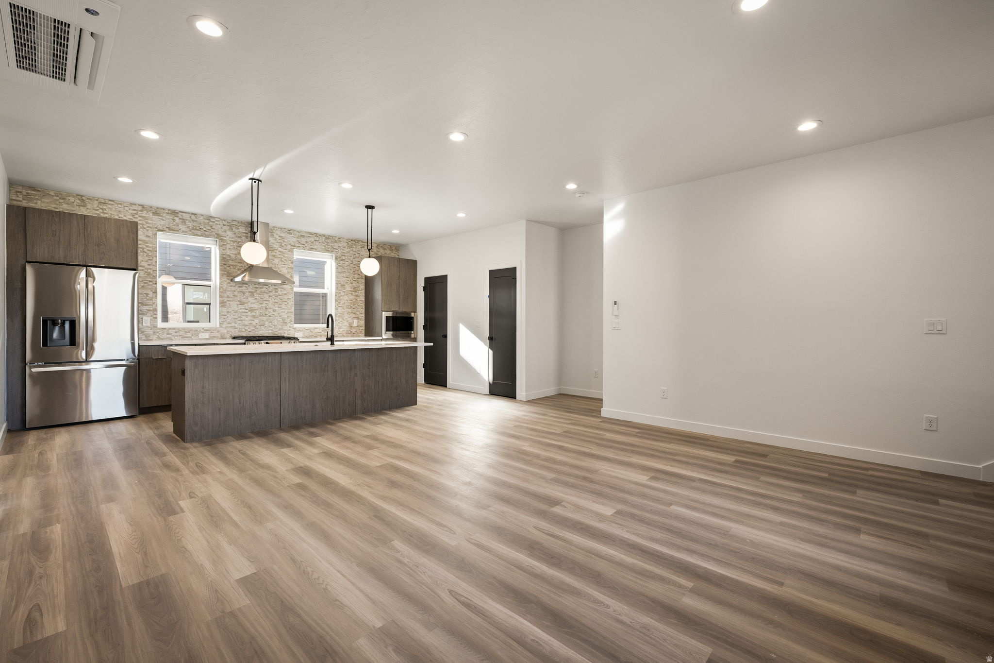 THE MONROE - Residential
