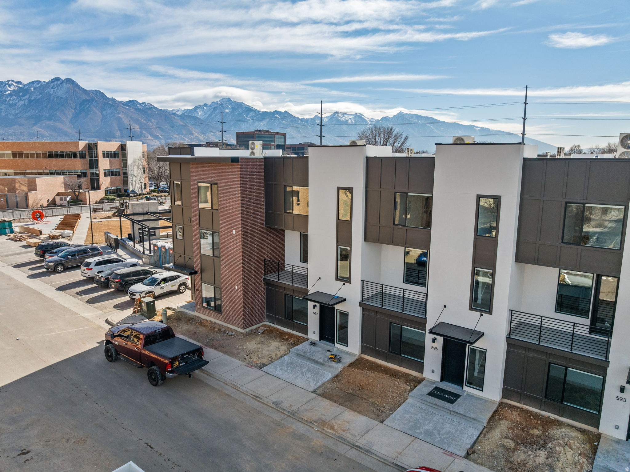 THE MONROE - Residential