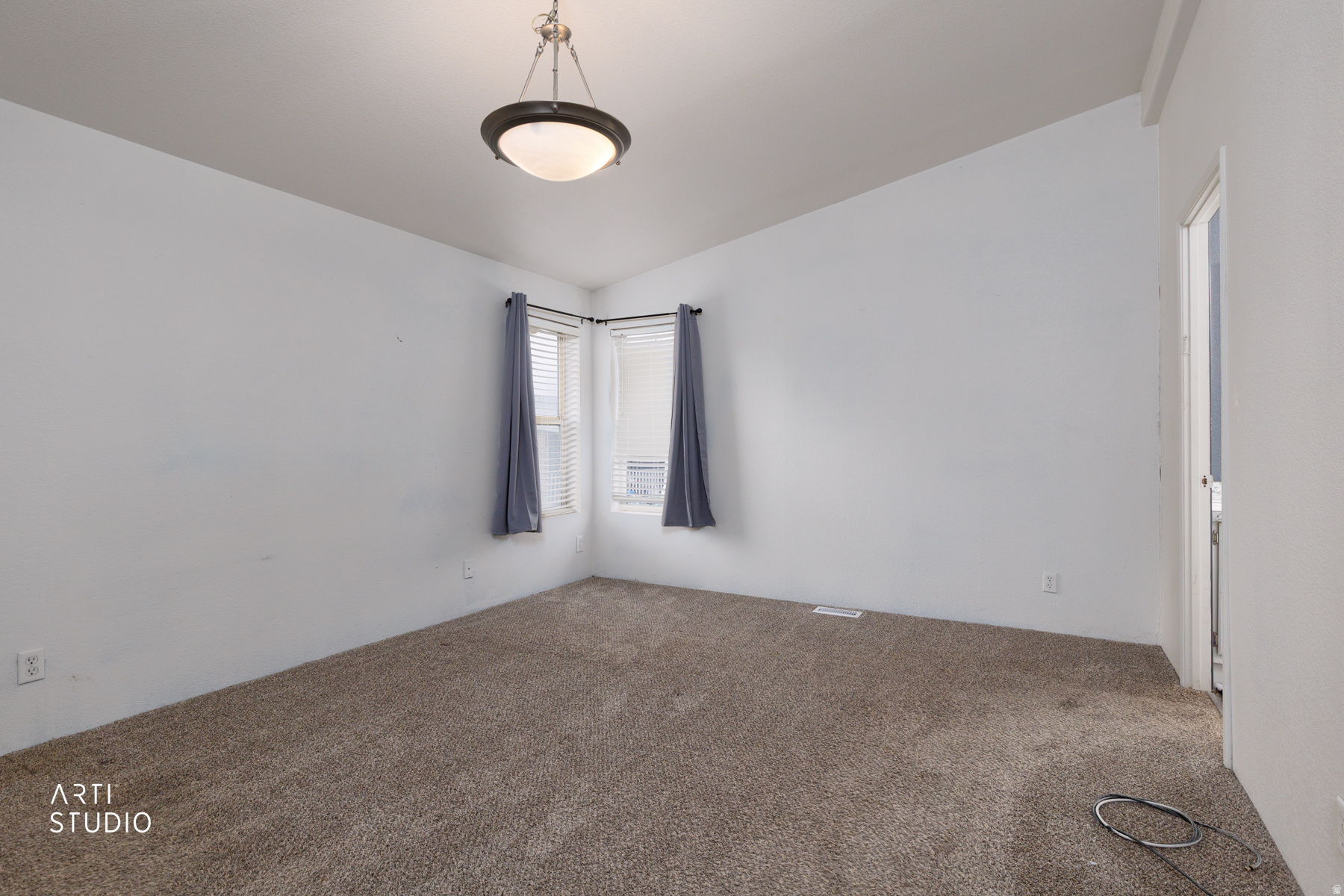 OAKBROOK - Residential