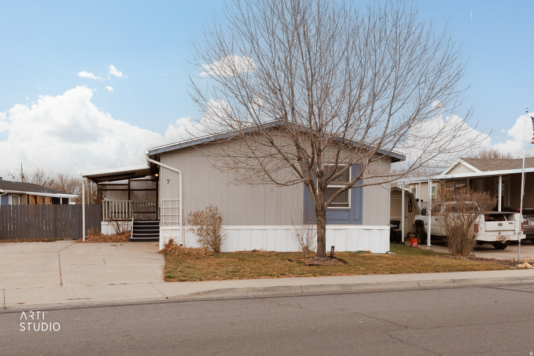 OAKBROOK - Residential