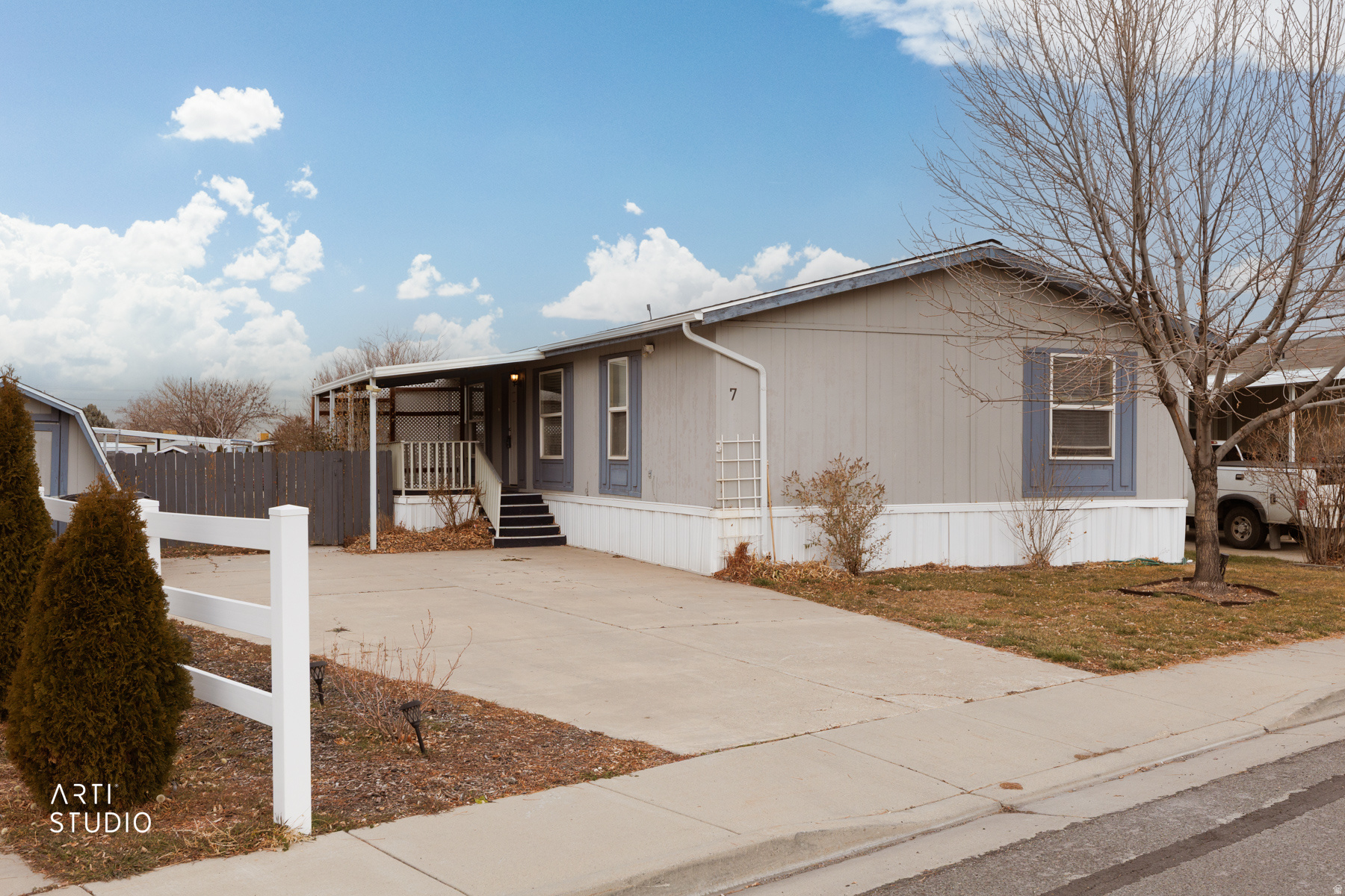 Affordable Housing Opportunity  Don't Miss This!  Discover a bright, inviting home in the friendly Oakbrook community of Springville.  This spacious 4-bedroom, 2-bathroom Trailer home features an open floor plan, vaulted ceilings, and abundant natural light from large windows that frame stunning mountain views.  The huge fenced-in yard provides endless possibilities for outdoor fun, pets, and gatherings.   Key highlights: New carpet installed March 2026  Breathtaking mountain views - Open floor plan with vaulted ceilings - Plenty of large windows for natural light - Huge fenced-in yard - Friendly Oakbrook community, Springville  Schedule a tour today and see how this could be your perfect next home.