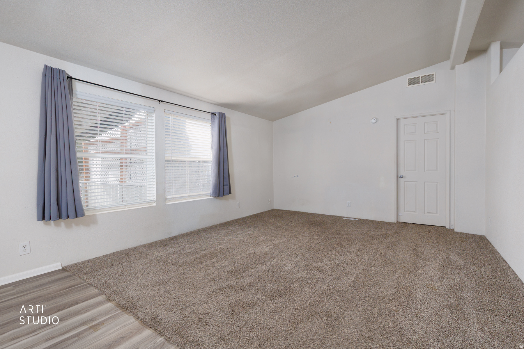 OAKBROOK - Residential