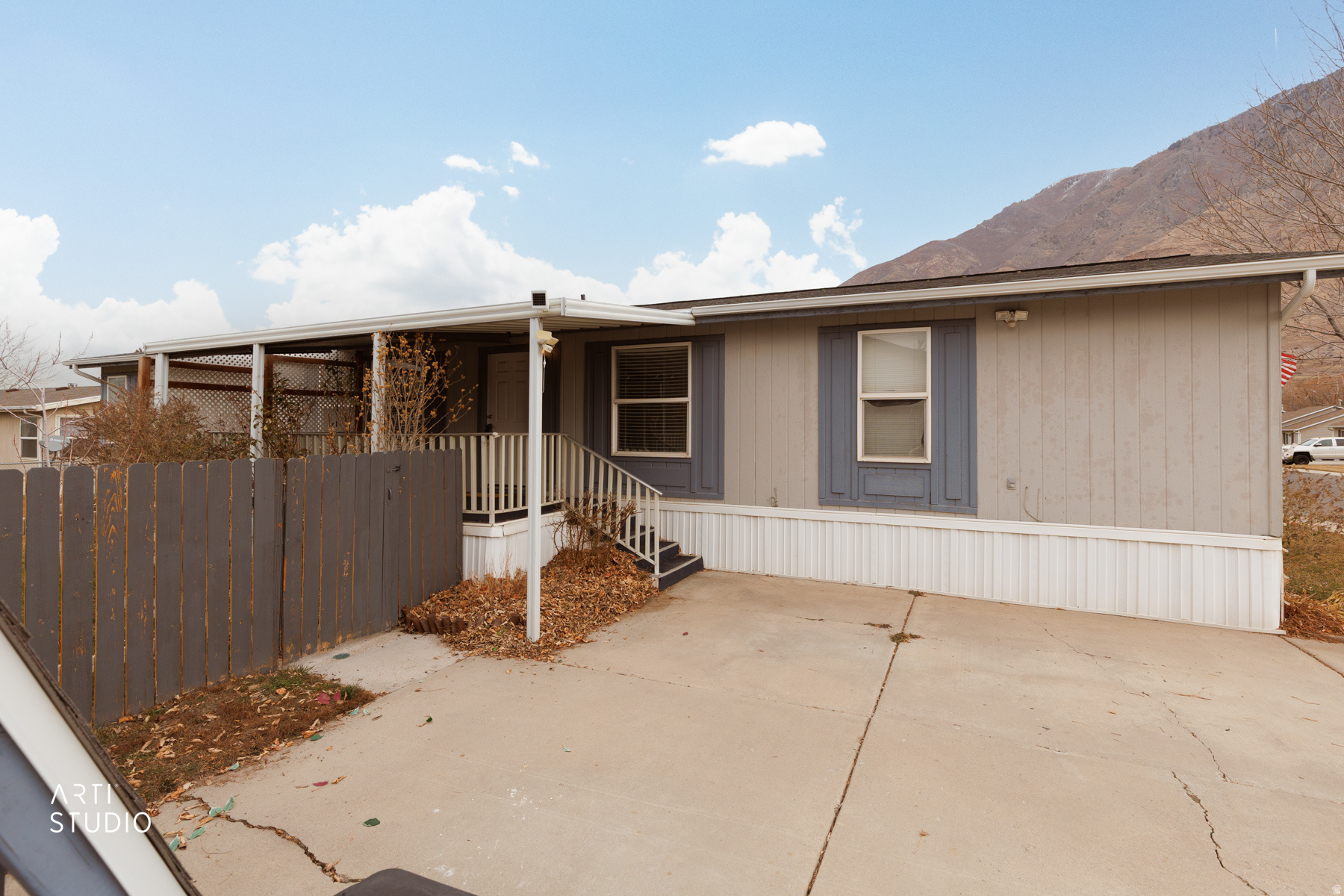 OAKBROOK - Residential