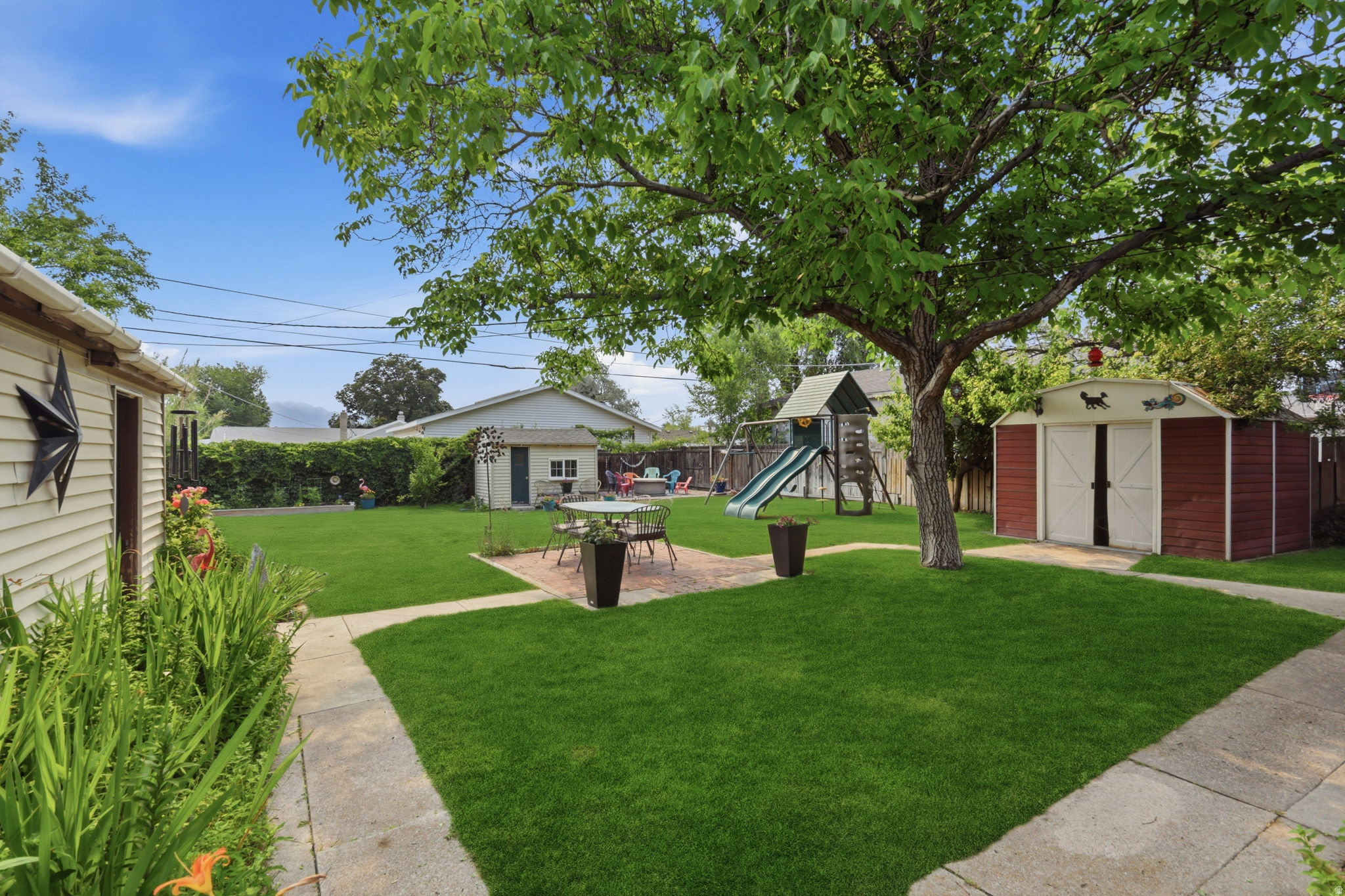 KEARNS TOWNSITE - Residential