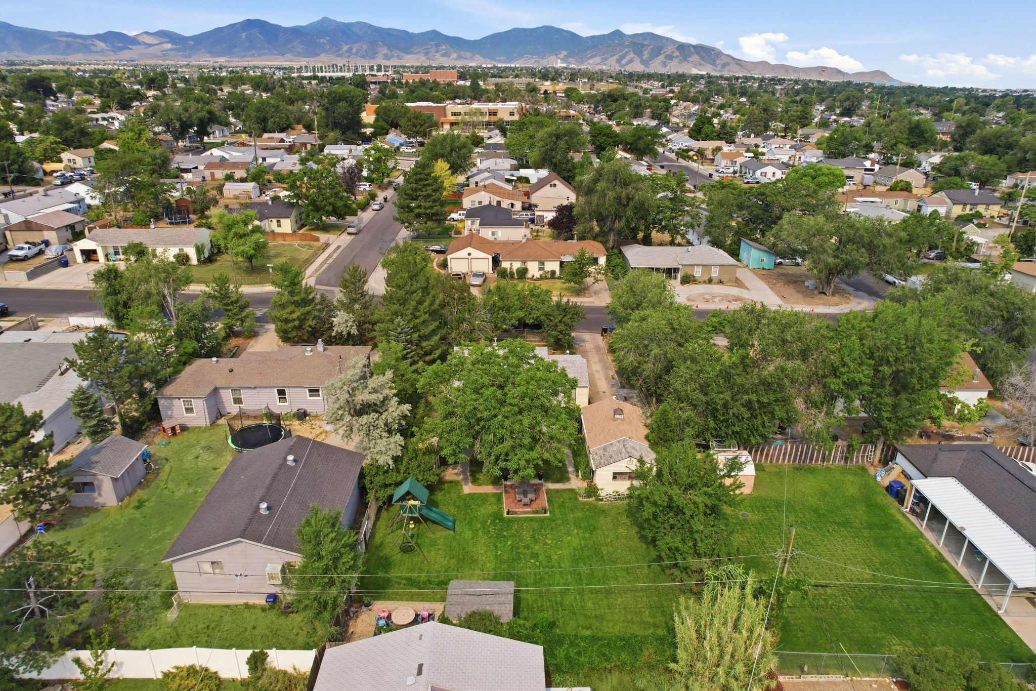 KEARNS TOWNSITE - Residential