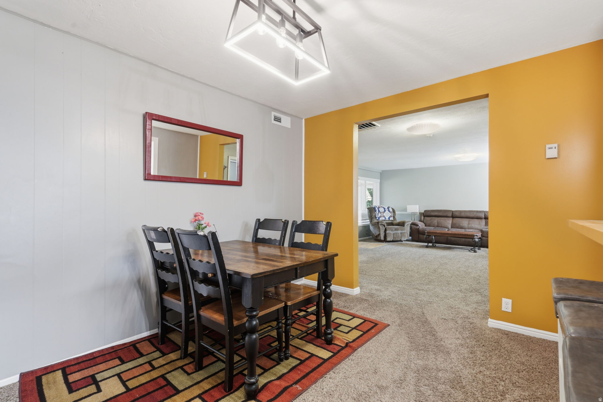 KEARNS TOWNSITE - Residential