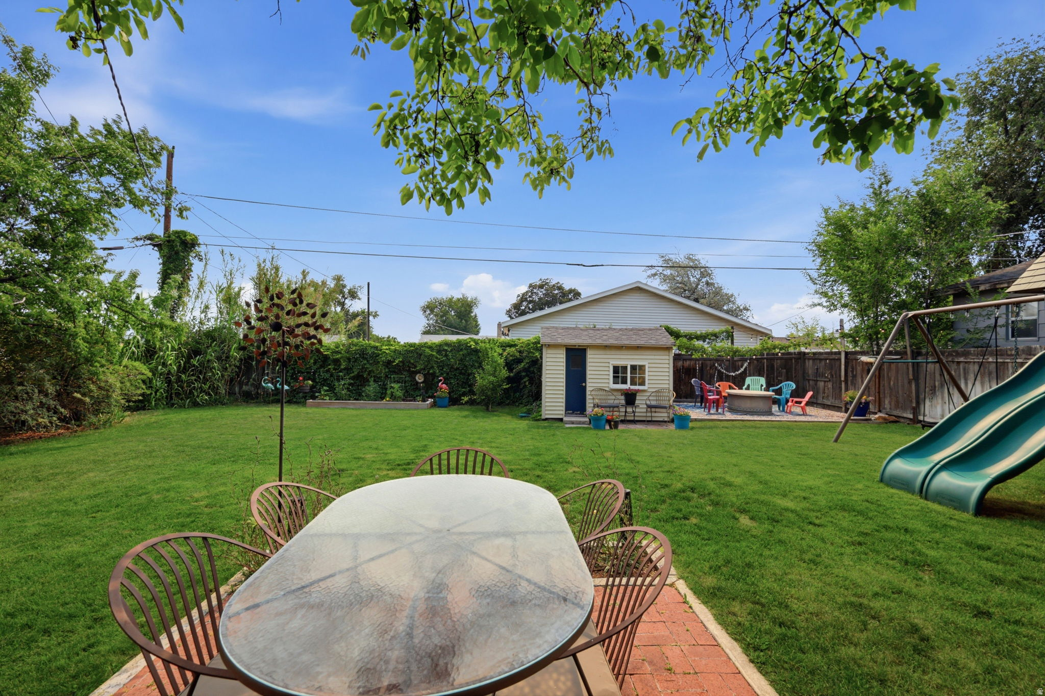 KEARNS TOWNSITE - Residential