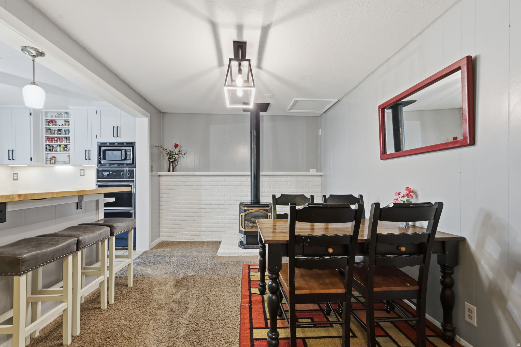 KEARNS TOWNSITE - Residential