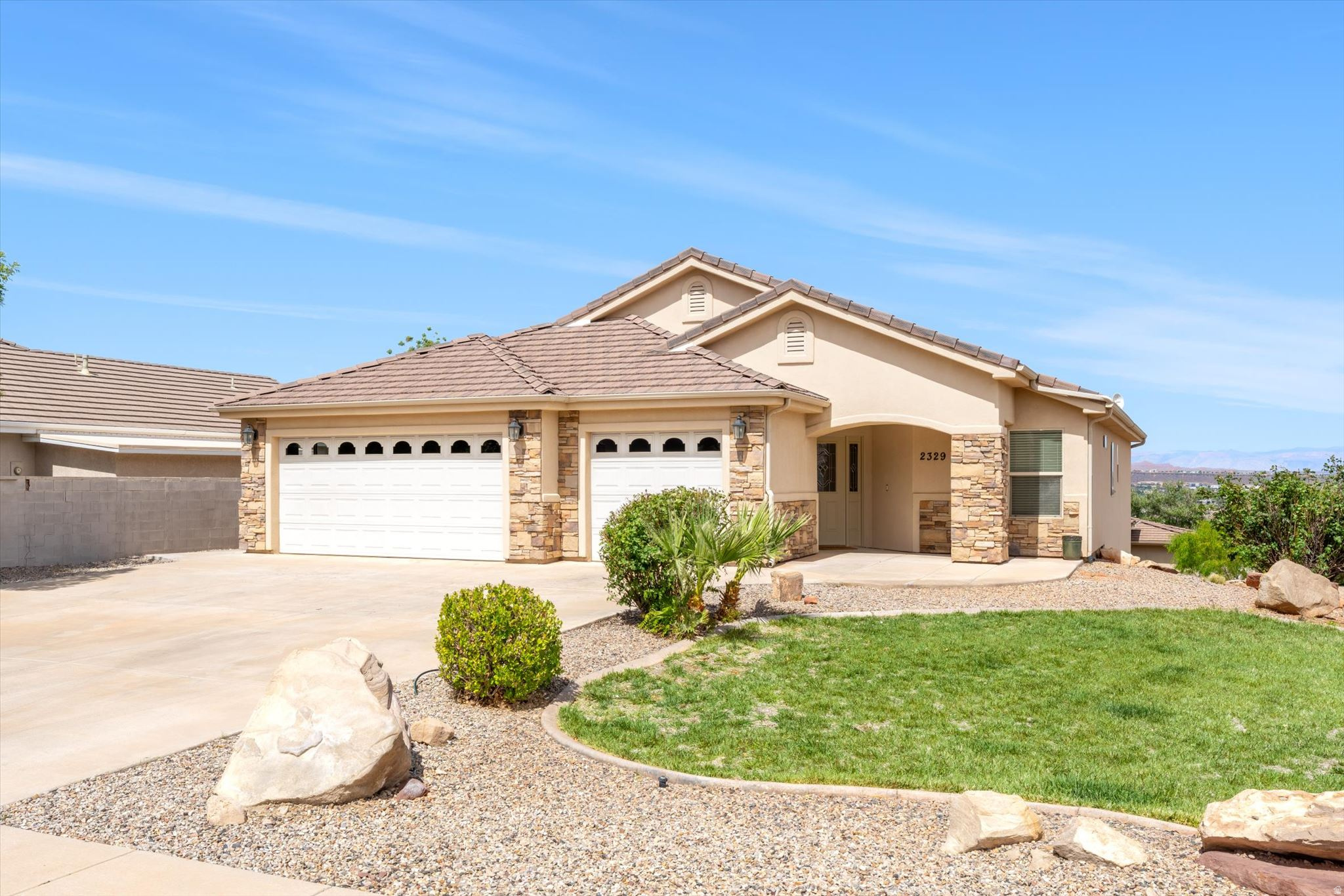 VERDE RIDGE - Residential