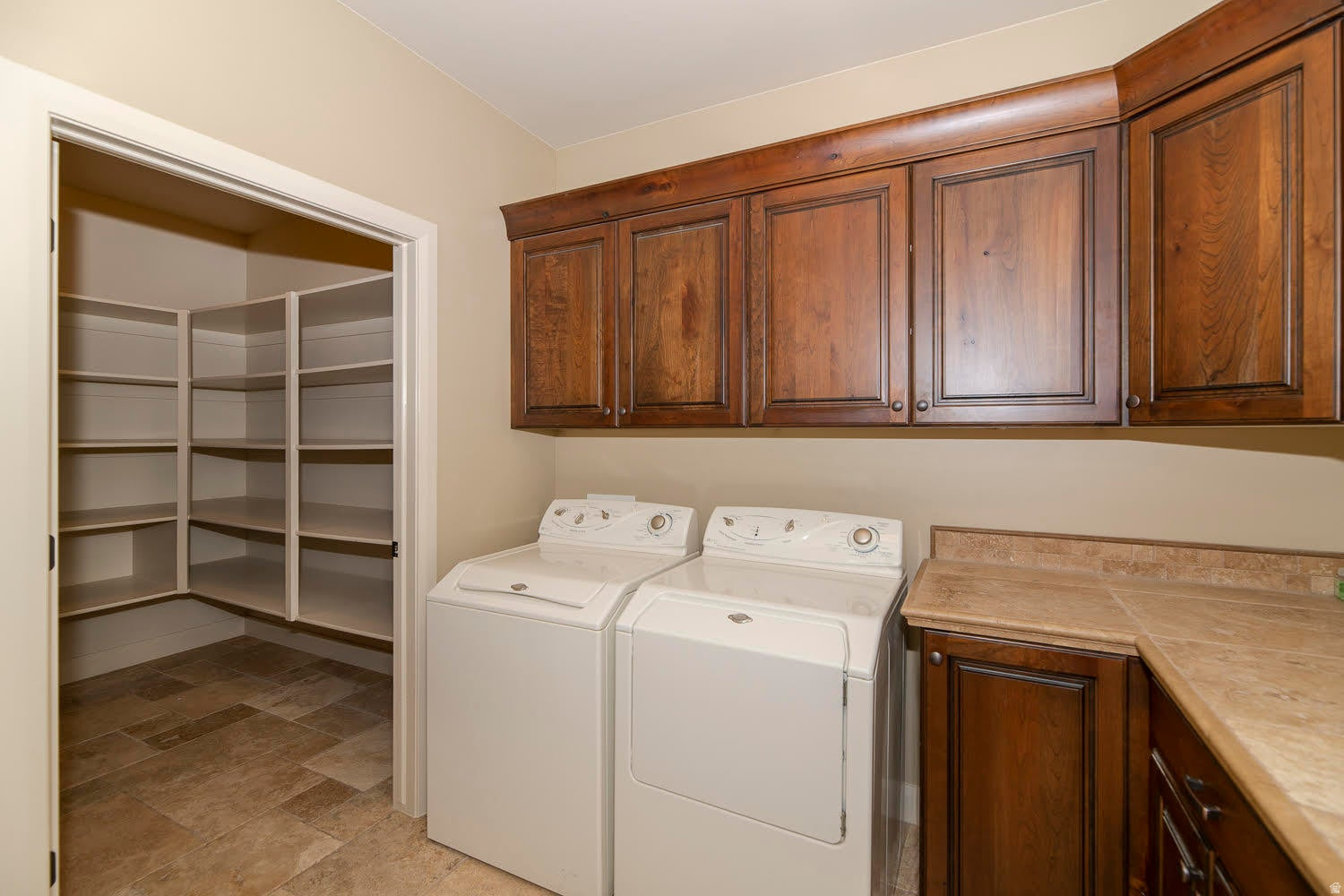 TONAQUINT TERRACE PH 1 - Residential