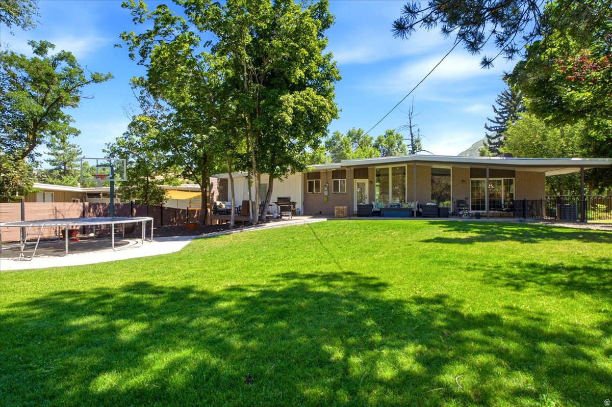 WILLOW CREEK - Residential