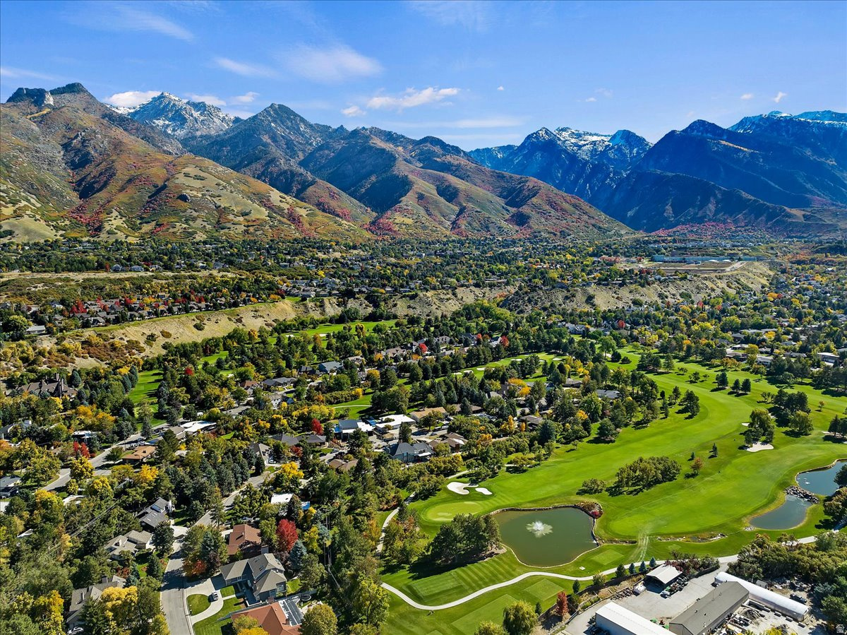 WILLOW CREEK - Residential