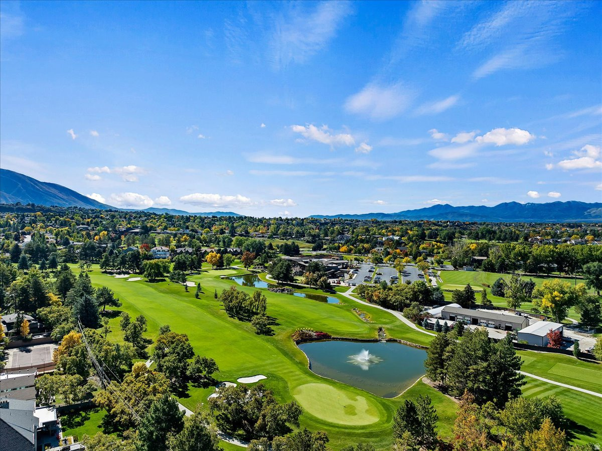 WILLOW CREEK - Residential