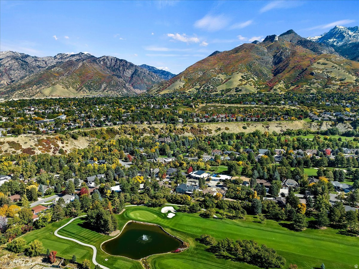 WILLOW CREEK - Residential