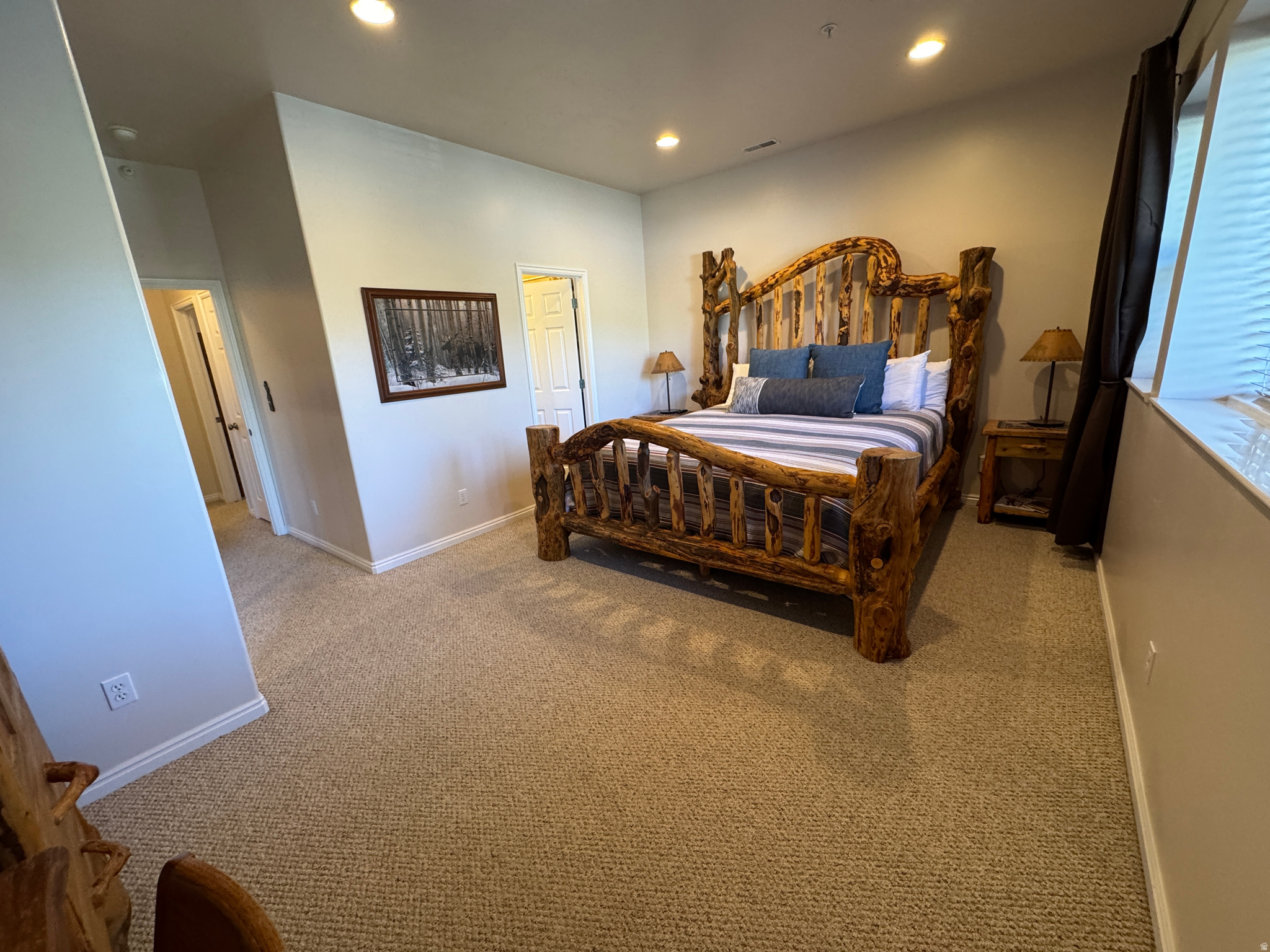 MOOSE HOLLOW CONDOMINIUMS - Residential