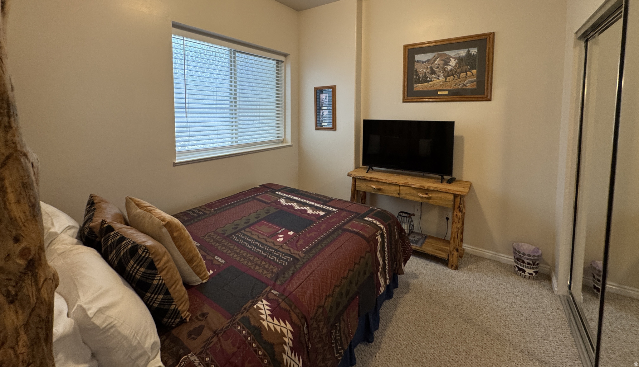 MOOSE HOLLOW CONDOMINIUMS - Residential