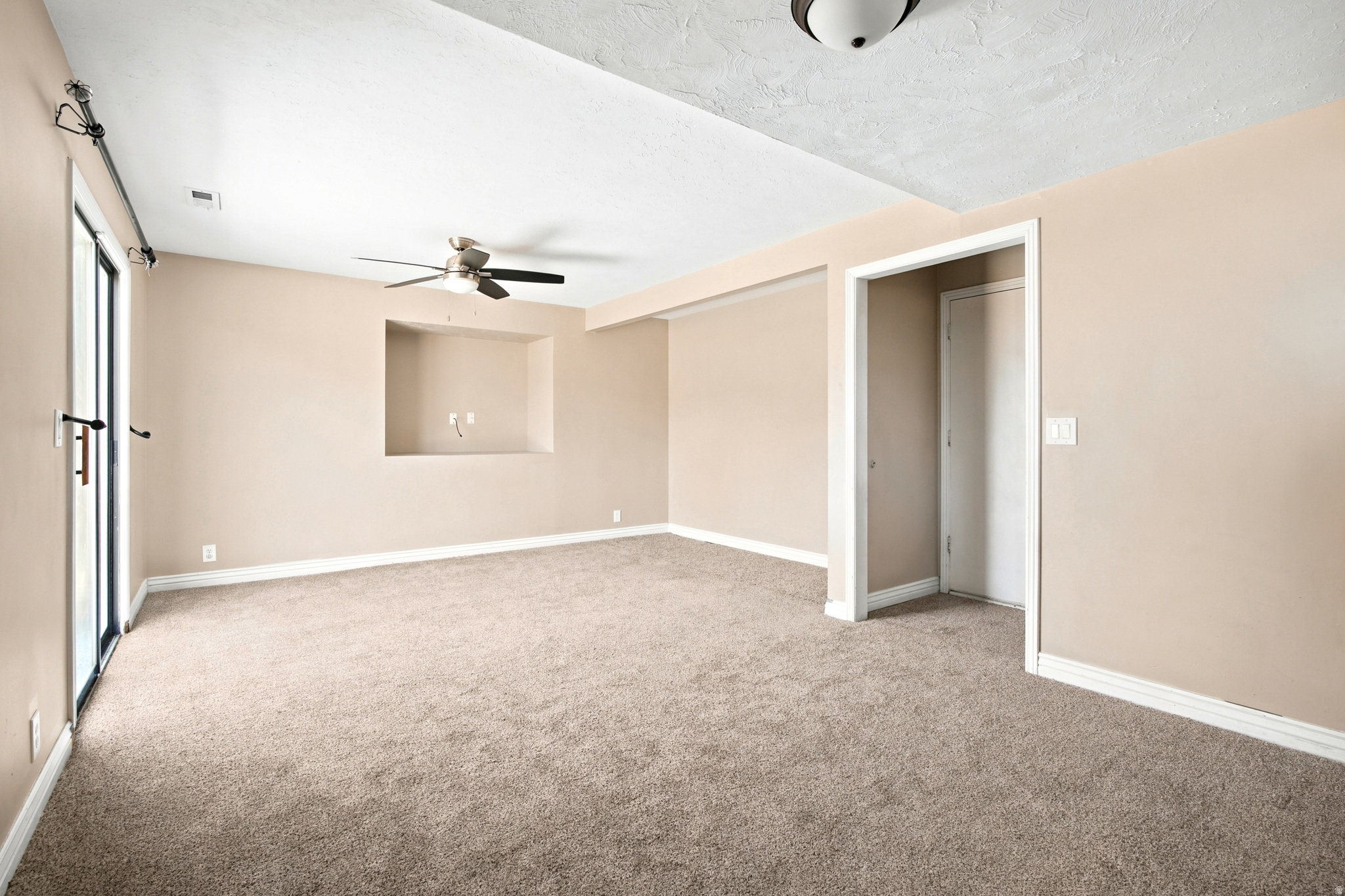OQUIRRH SHADOWS - Residential