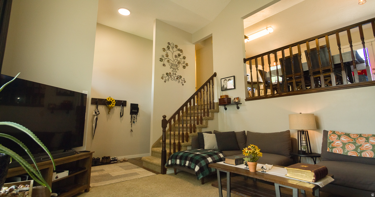 COUNTRY CREEK ESTATES - Residential