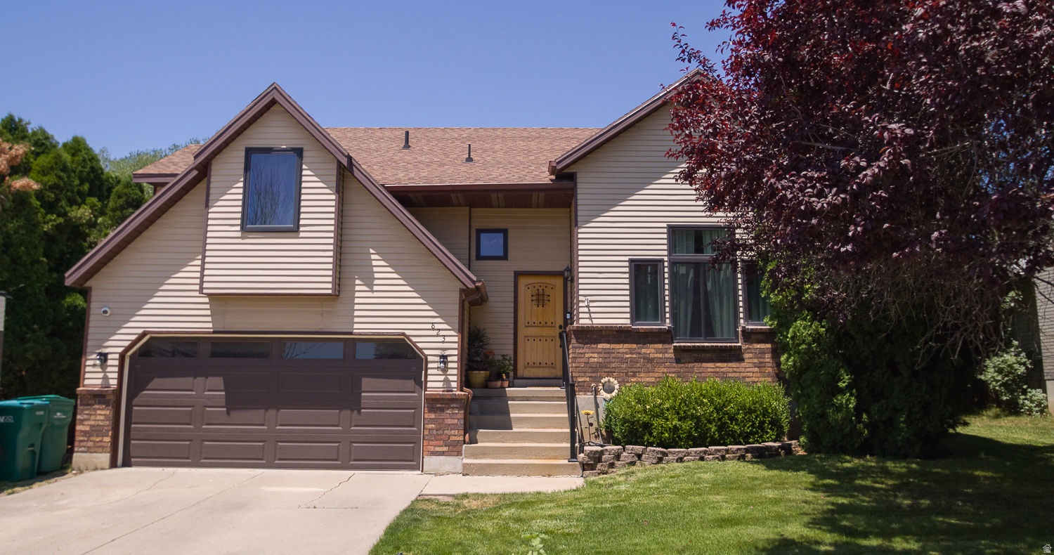 COUNTRY CREEK ESTATES - Residential