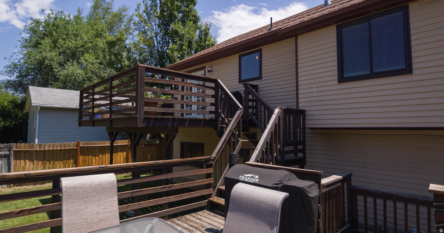 COUNTRY CREEK ESTATES - Residential
