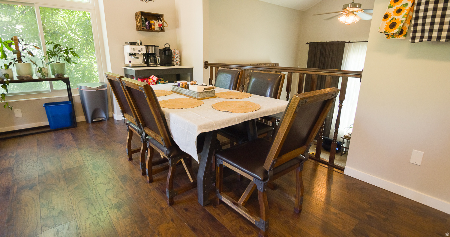 COUNTRY CREEK ESTATES - Residential