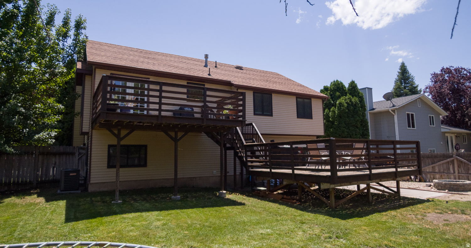 COUNTRY CREEK ESTATES - Residential