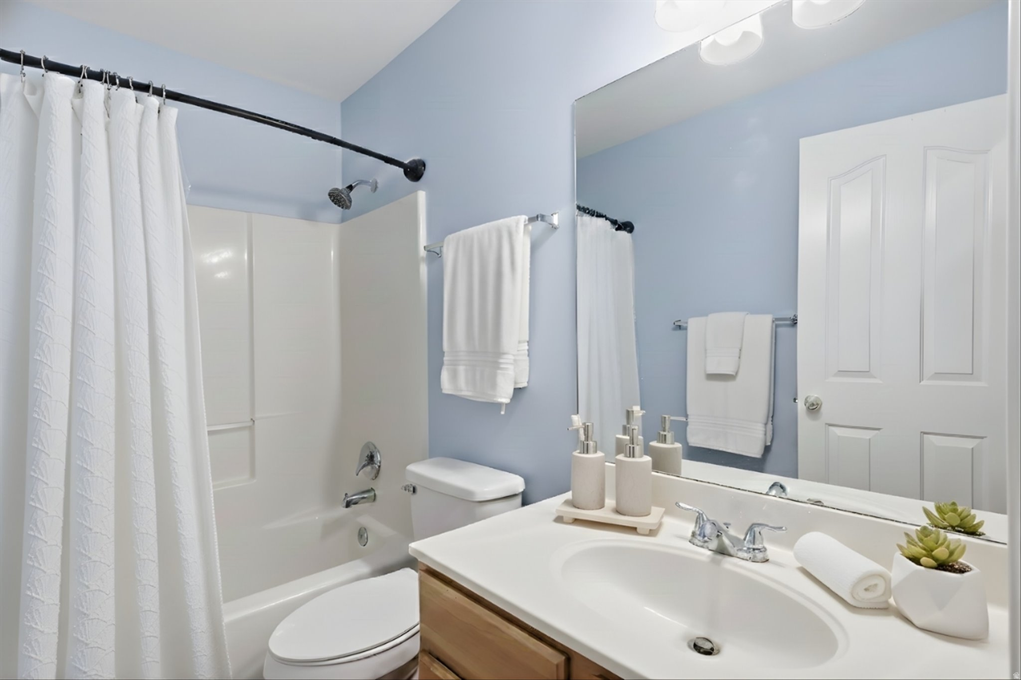 SARATOGA SPRINGS - Residential