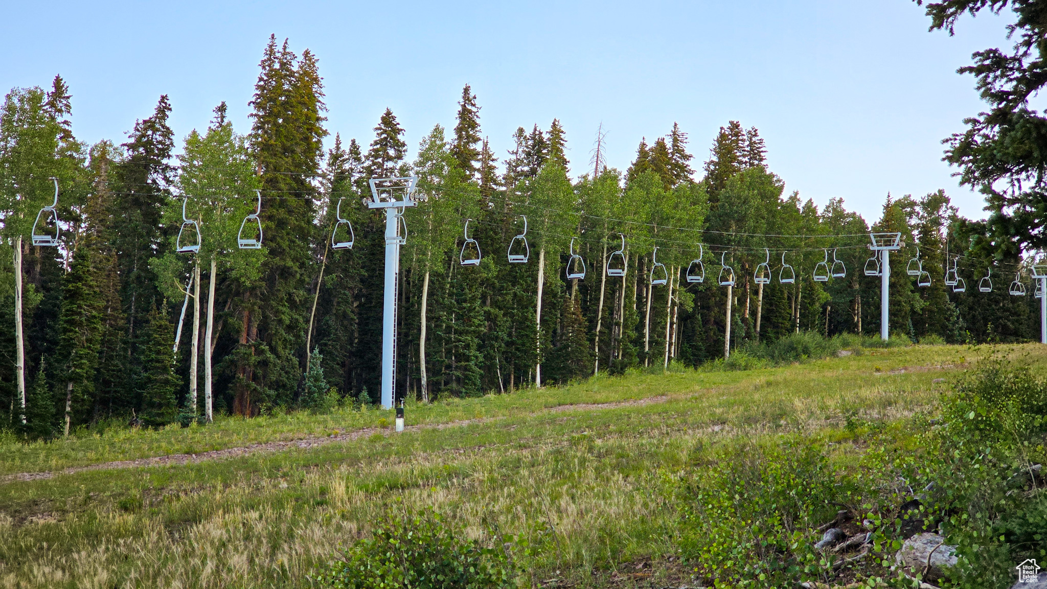 ASPEN CREST PREMIER II - Land