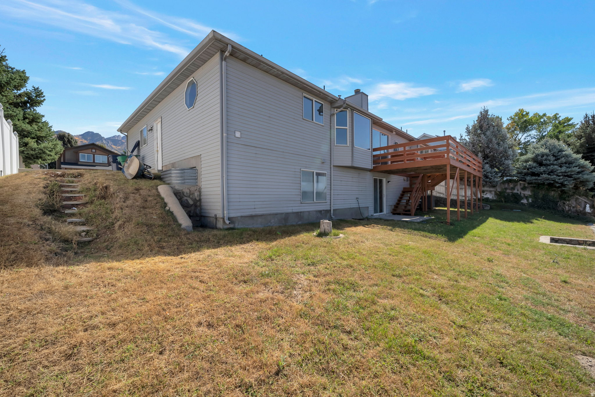 BLUFF AT HIDDEN VALLEY - Residential