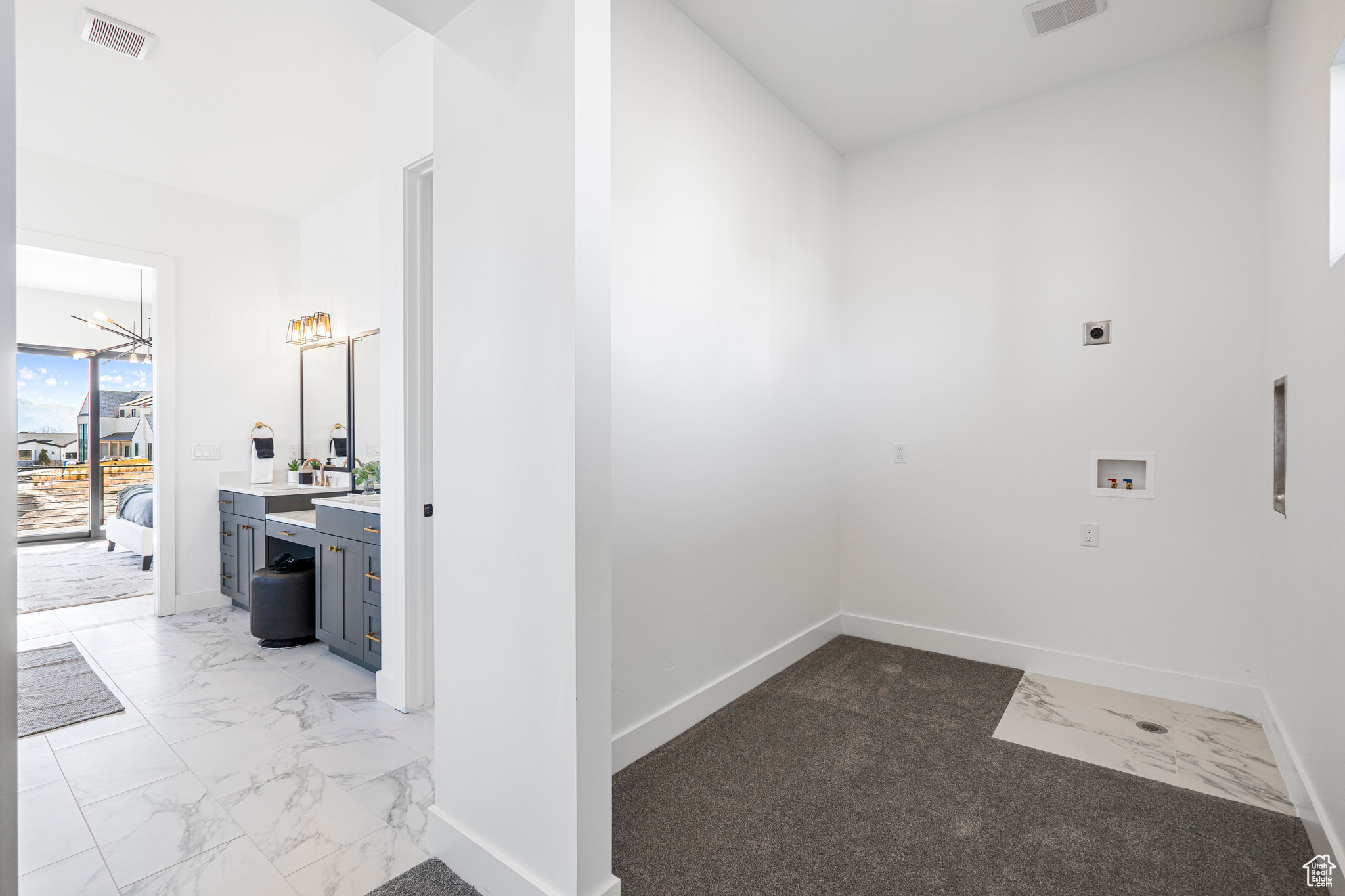 WILTSHIRE ESTATES - Residential