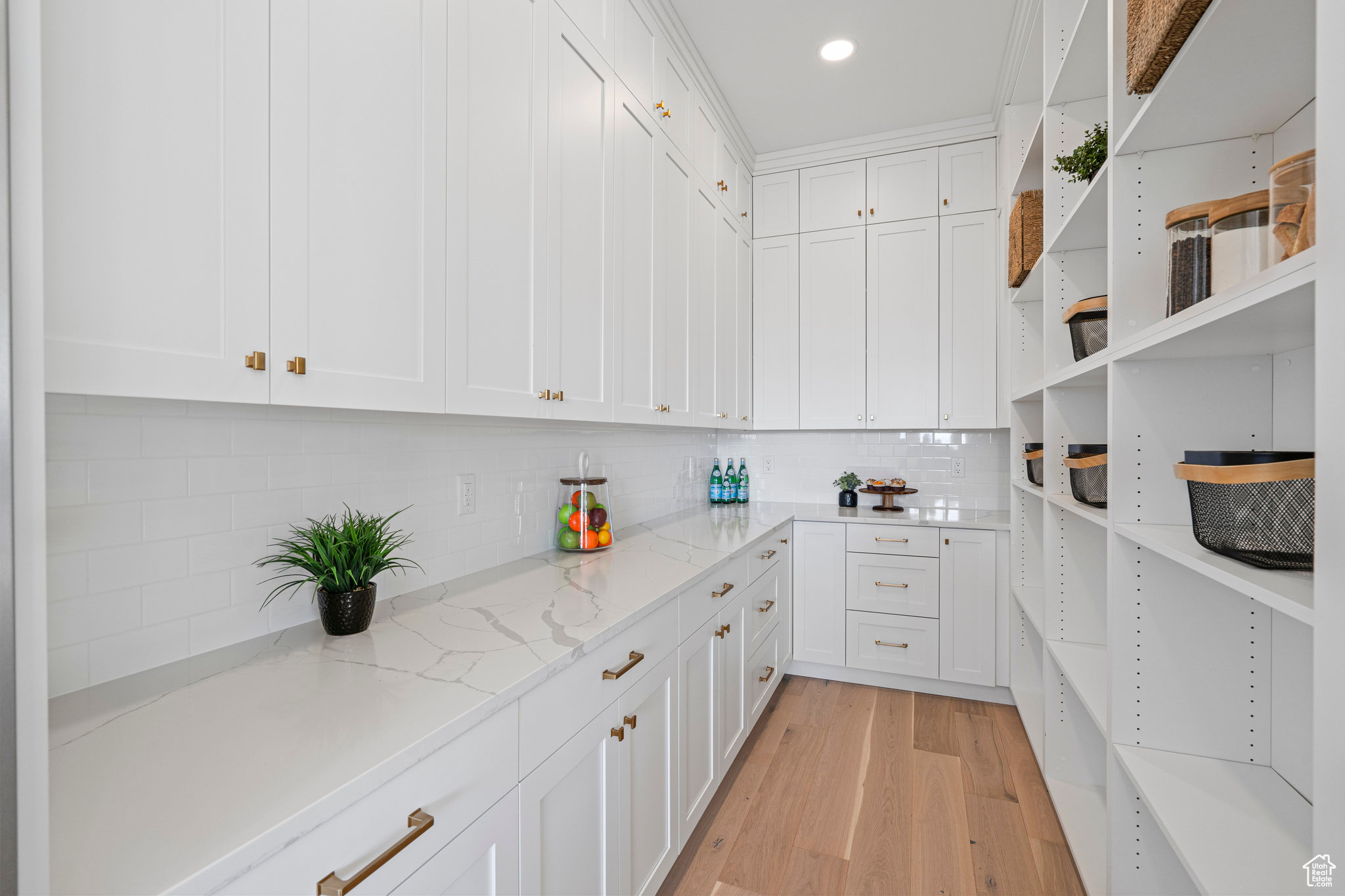 WILTSHIRE ESTATES - Residential